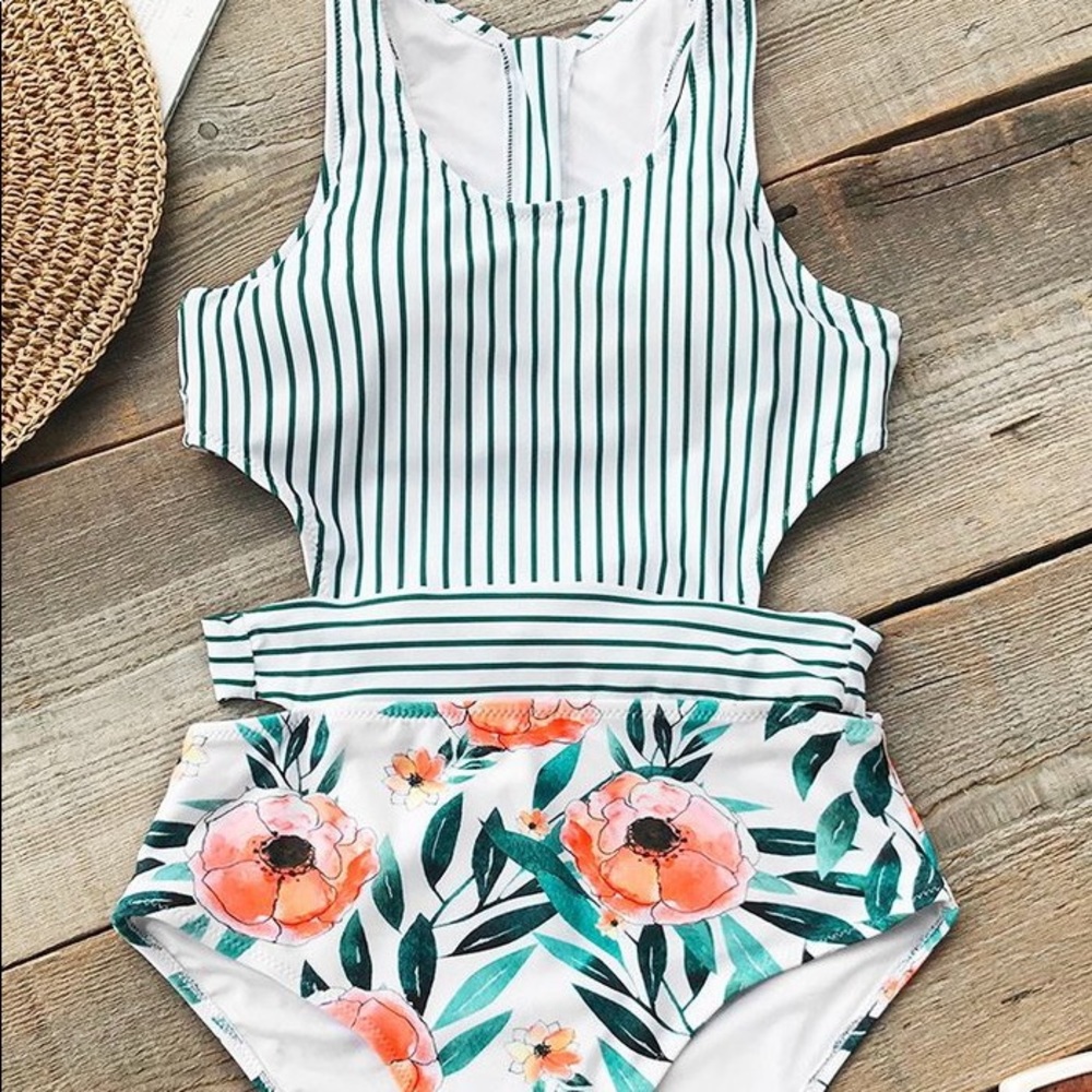 NWOT Cupshe Swimsuit